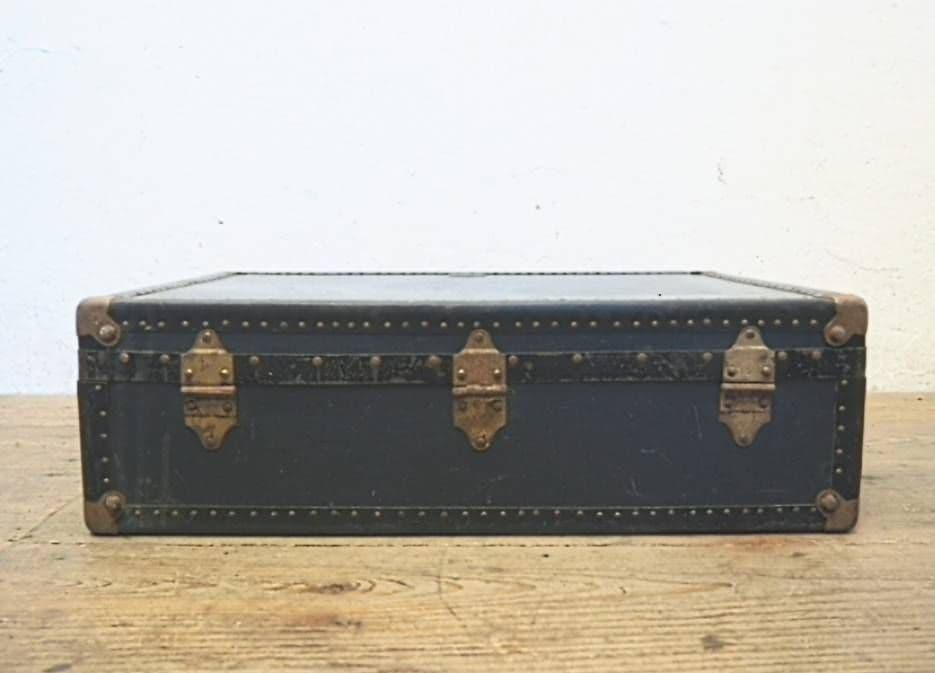 1037 ヴィンテージ　トランク　バック　カバン　収納ケース　オブジェ　レトロ