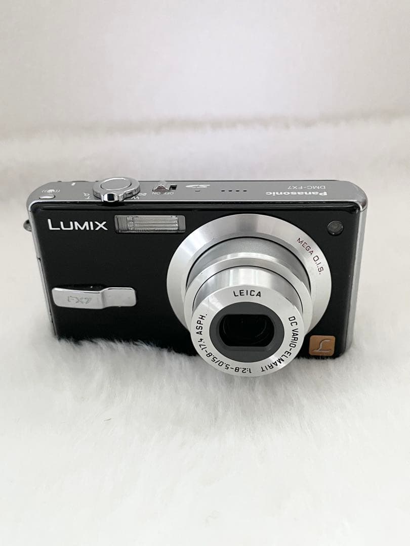 Panasonic LUMIX DMC-FX7 カメラ　デジカメ　コンデジ