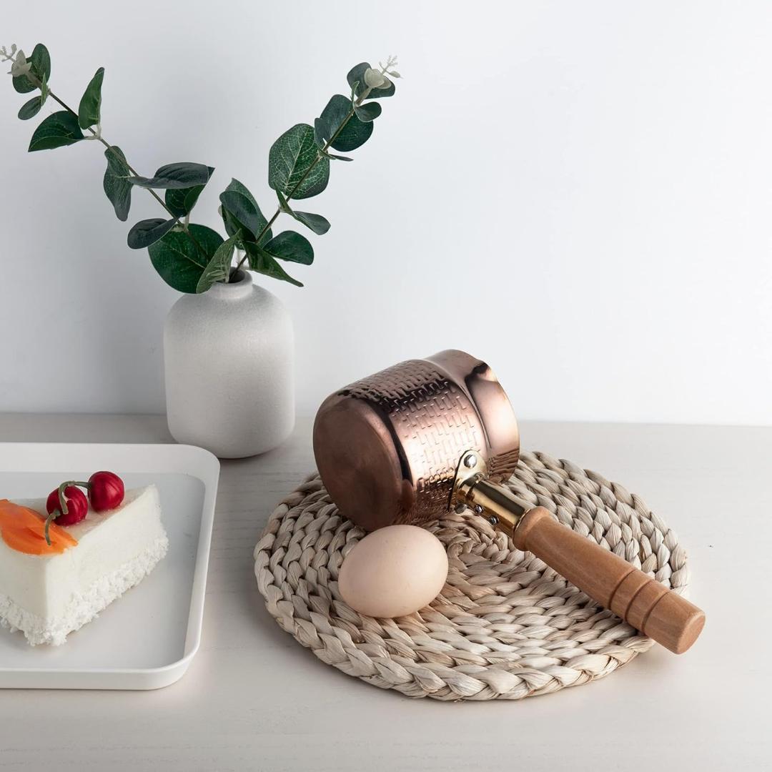 ステンレス製ソースパン、IH対応、400ml、目盛付き、アンティークゴールド色、