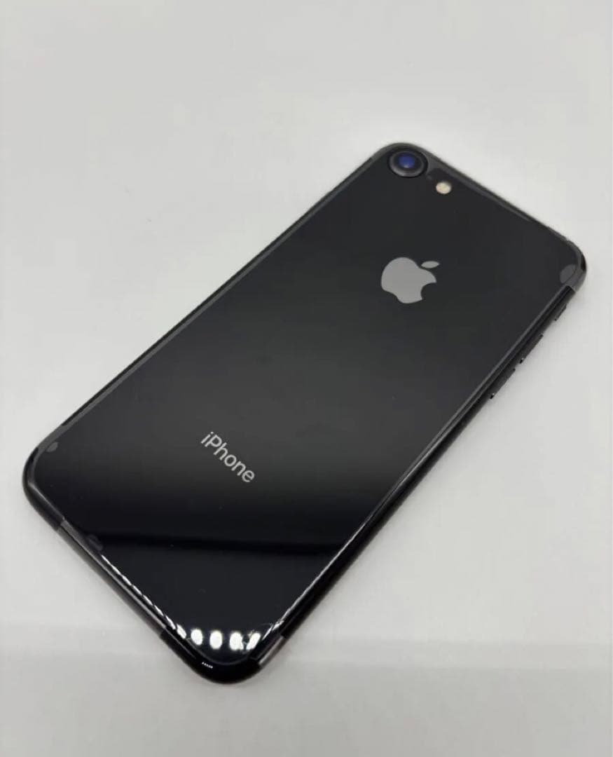 【ほぼ新品・未使用品】Apple iPhone 8 64GB SpaceGray