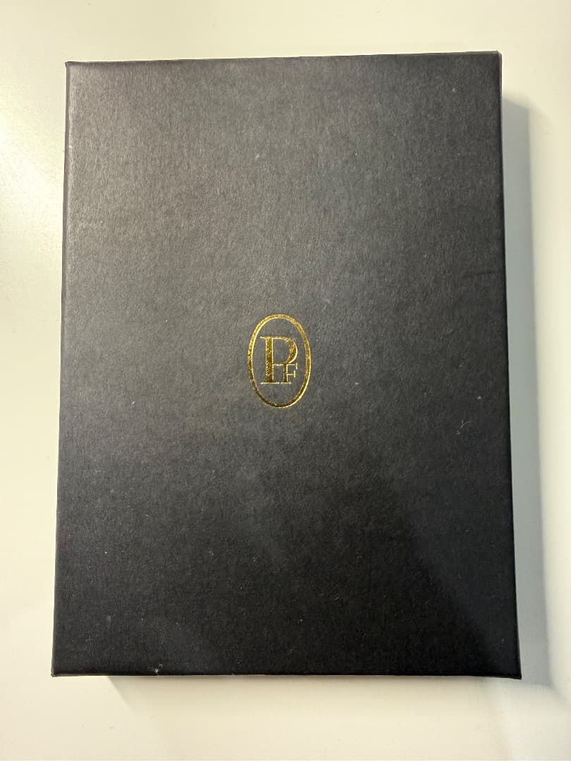 新品・未使用【PARMIGIANI FLEURIERレザー製のパスポートケース】