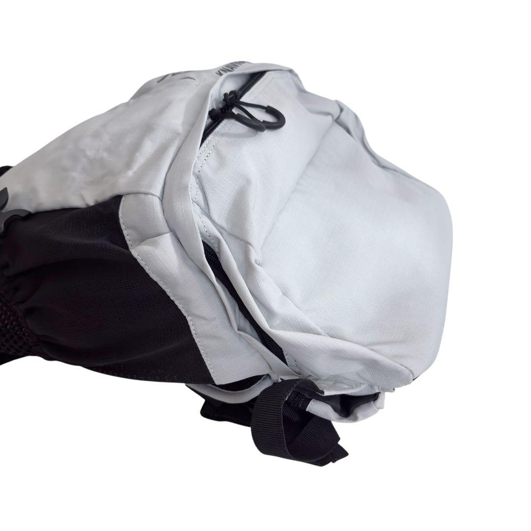 K9 KNAVIGATE バックパック 犬用キャリーバッグ ホワイト Lリュック