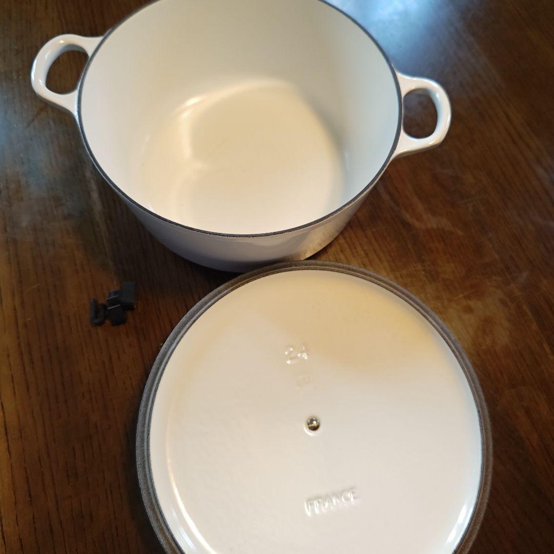 ♥最終お値下げ♥LE鍋　ル.クルーゼ　24cmホワイト鍋