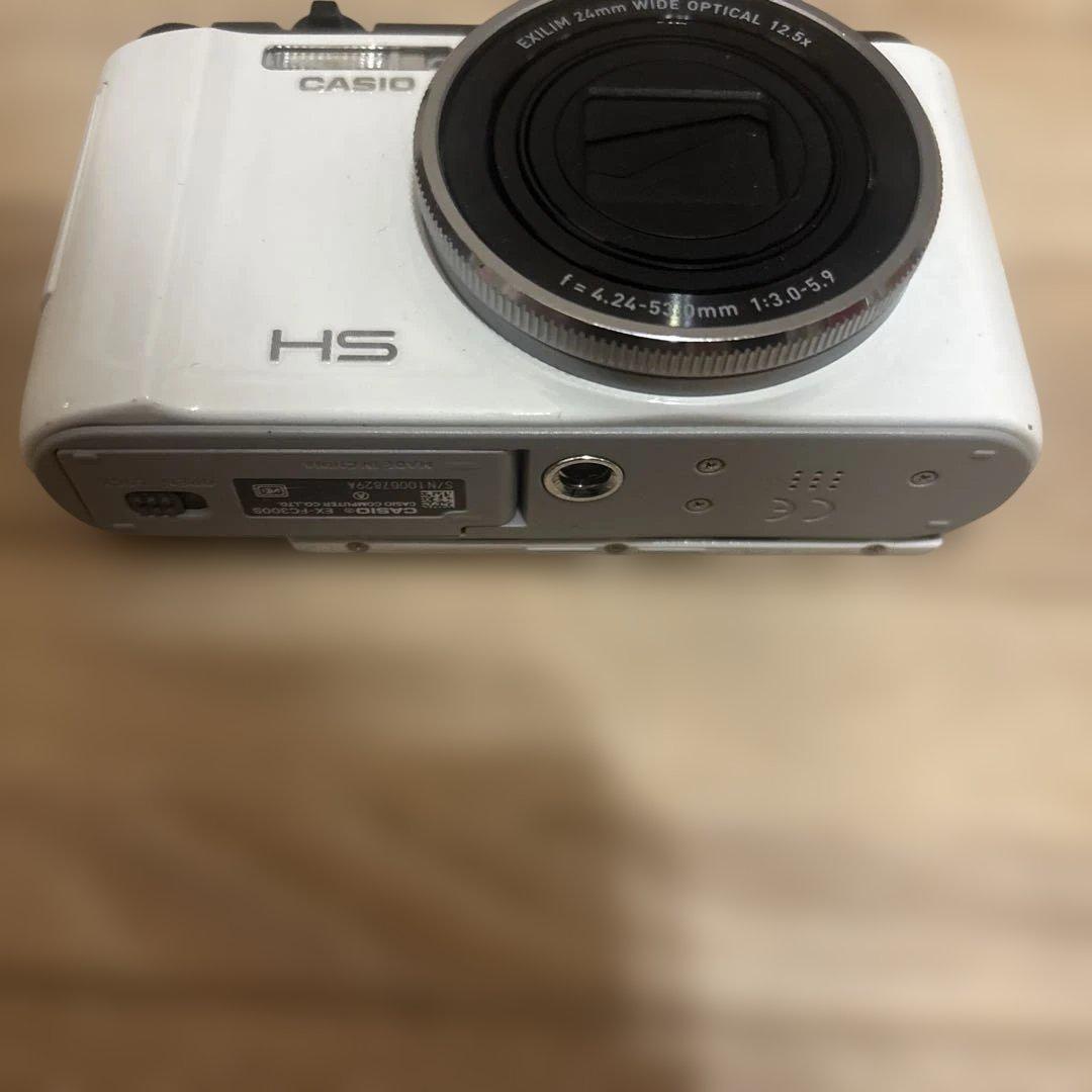 CASIO EXILIM EX-FC300S ホワイト