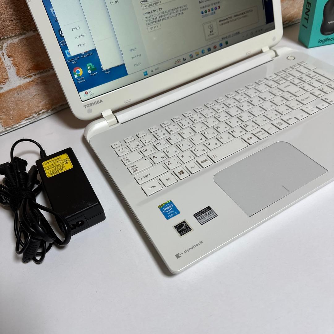 東芝ノート PC Core i5 SSD Webカメラ　Win 11 オフィス付