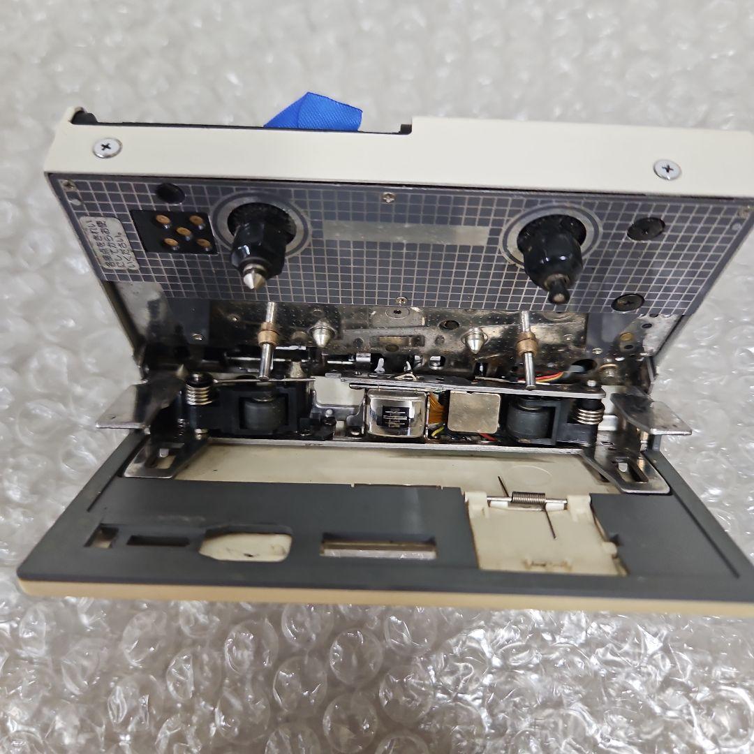 東芝　ポータブルカセットプレイヤー　Walky ウォーキーKT-AS10