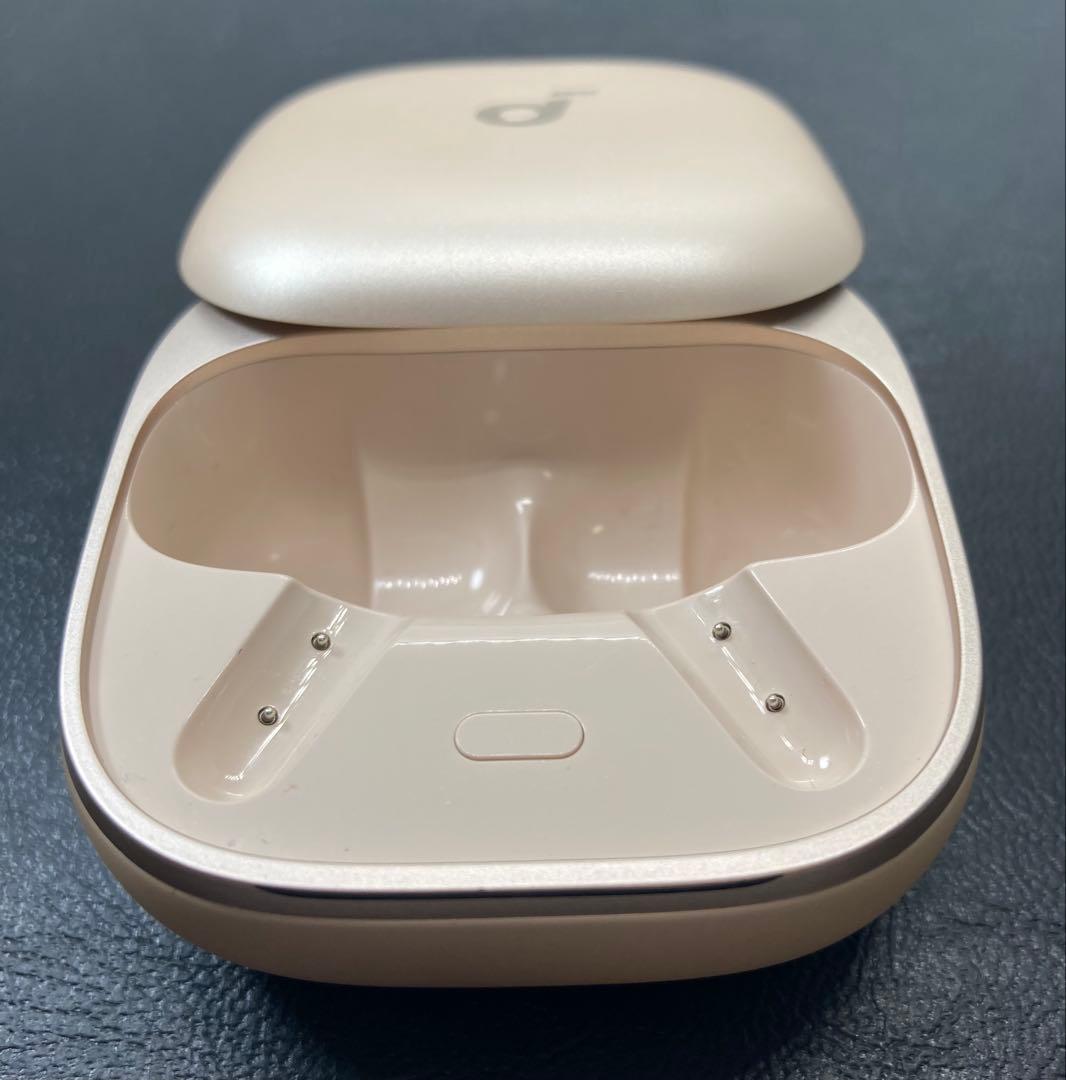 【美品】Soundcore Liberty5【充電ケース・シャンパンゴールド】
