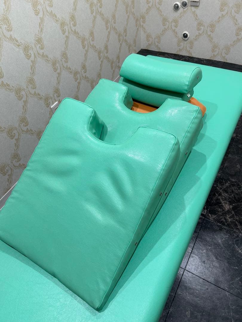 高田マッサージベッド