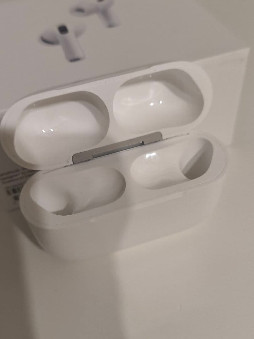 Apple AirPodsPro3 美品　購入店保証書付き