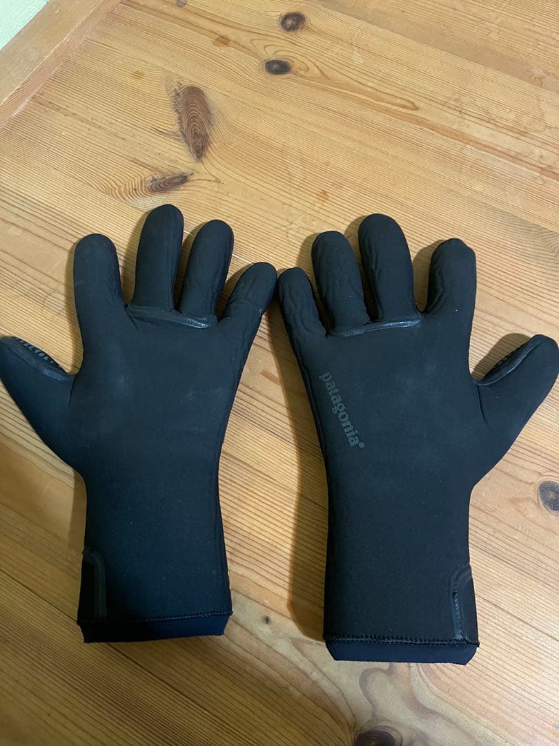 【美品】パタゴニア　グローブ R3 ユーレックス・レギュレーター・グローブ