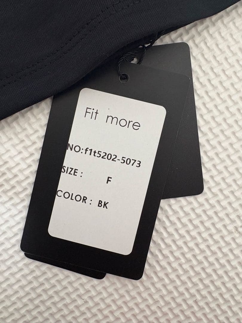 完売品！新品・未使用　刺繍ダブルカラーレイヤードロングスリーブトップス　ブラック