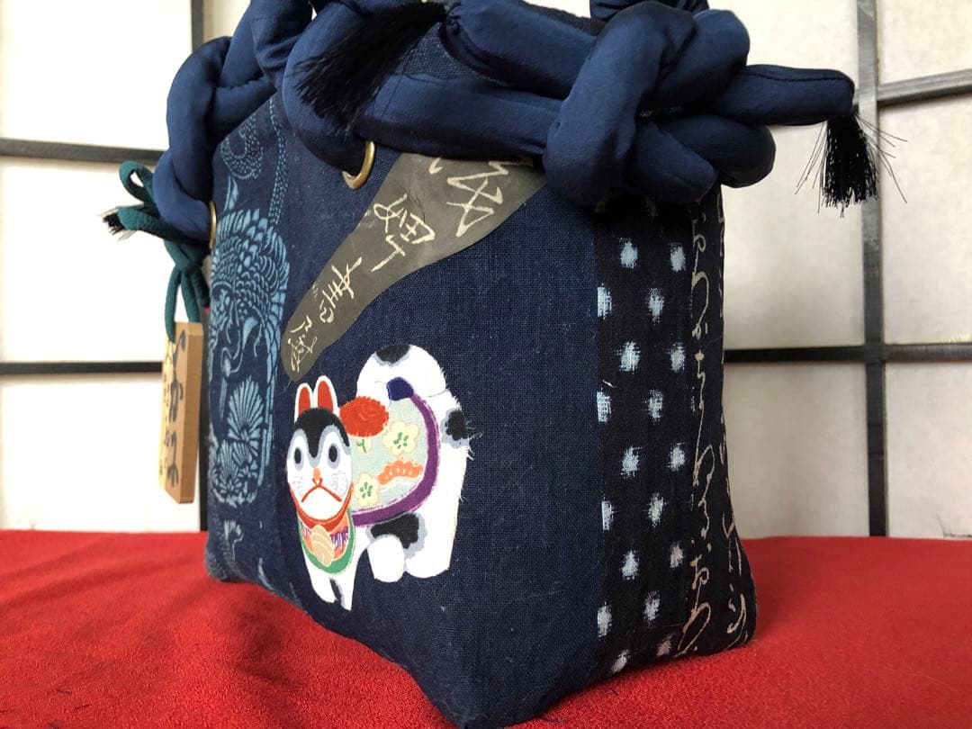 一閑張り　一閑張りバック　本藍染　型染　雪ん子　犬張子　張子犬　狛犬