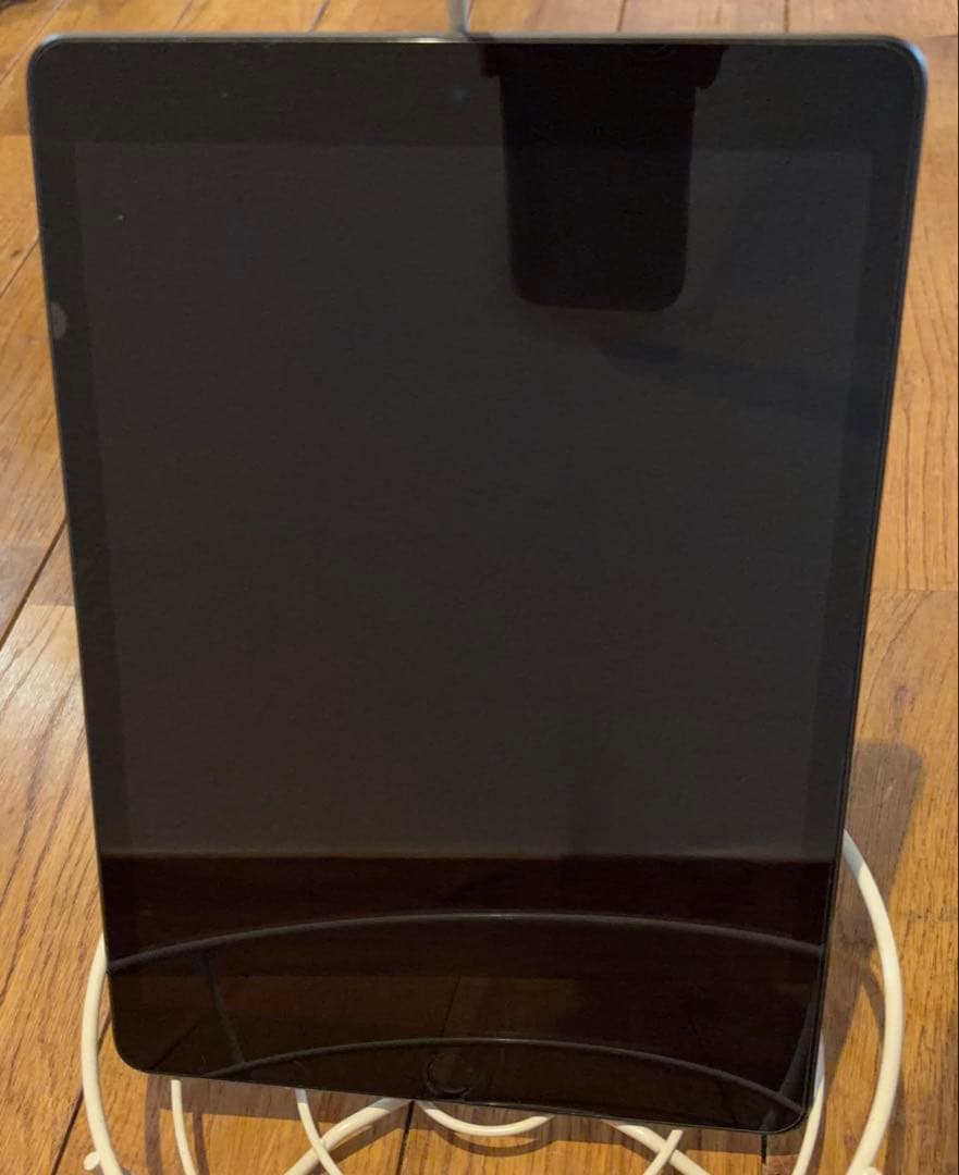 【美品】iPad 第9世代 64GB 10.2インチ スペースグレー