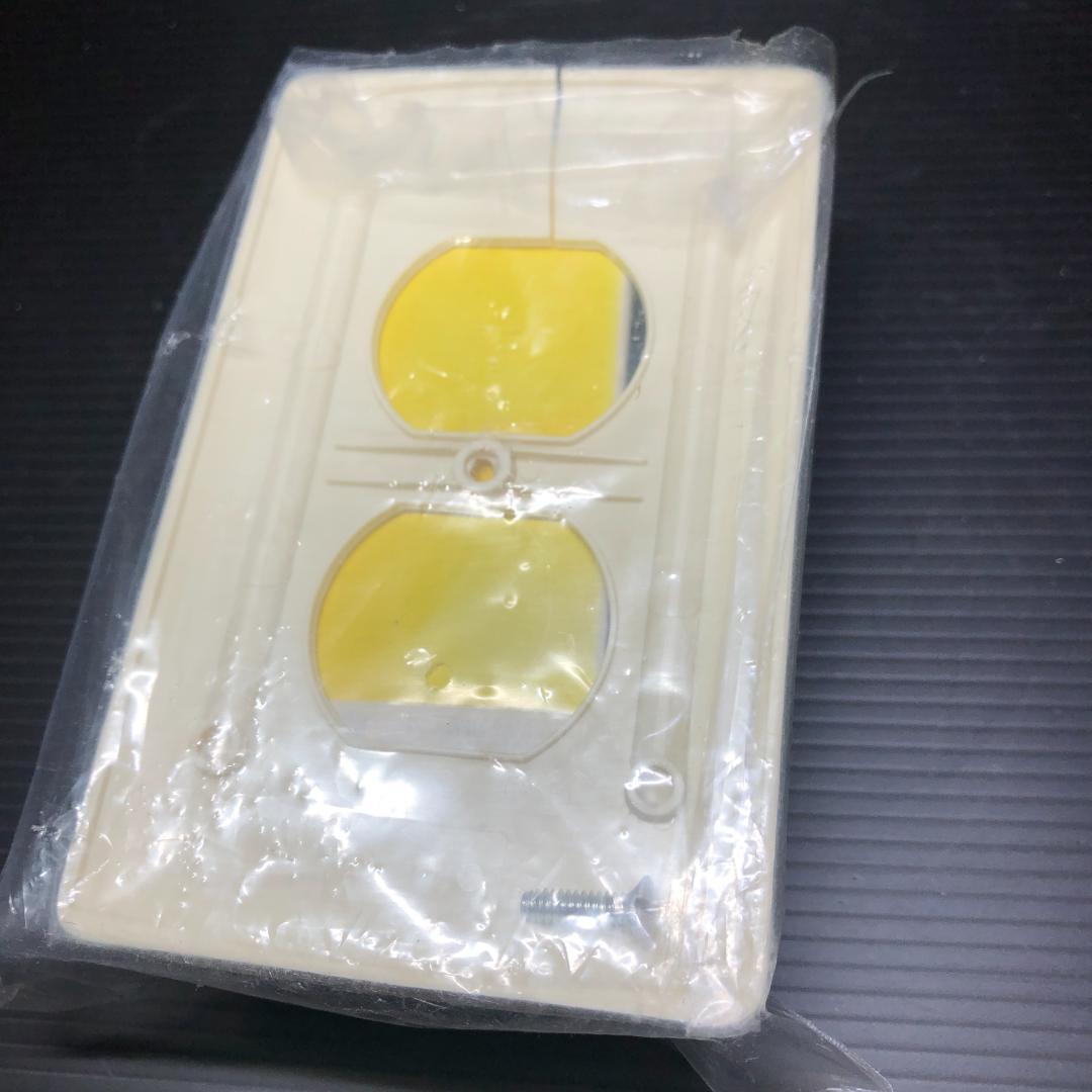 その他 HUBBELL HBL8300R