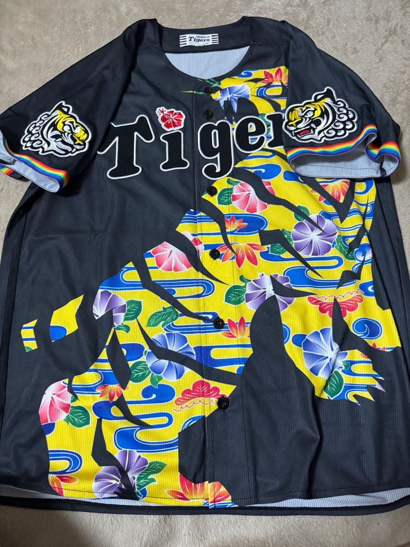 阪神タイガース立石正広選手直筆サインユニフォーム　フリー沖縄国際通り限定写真付き