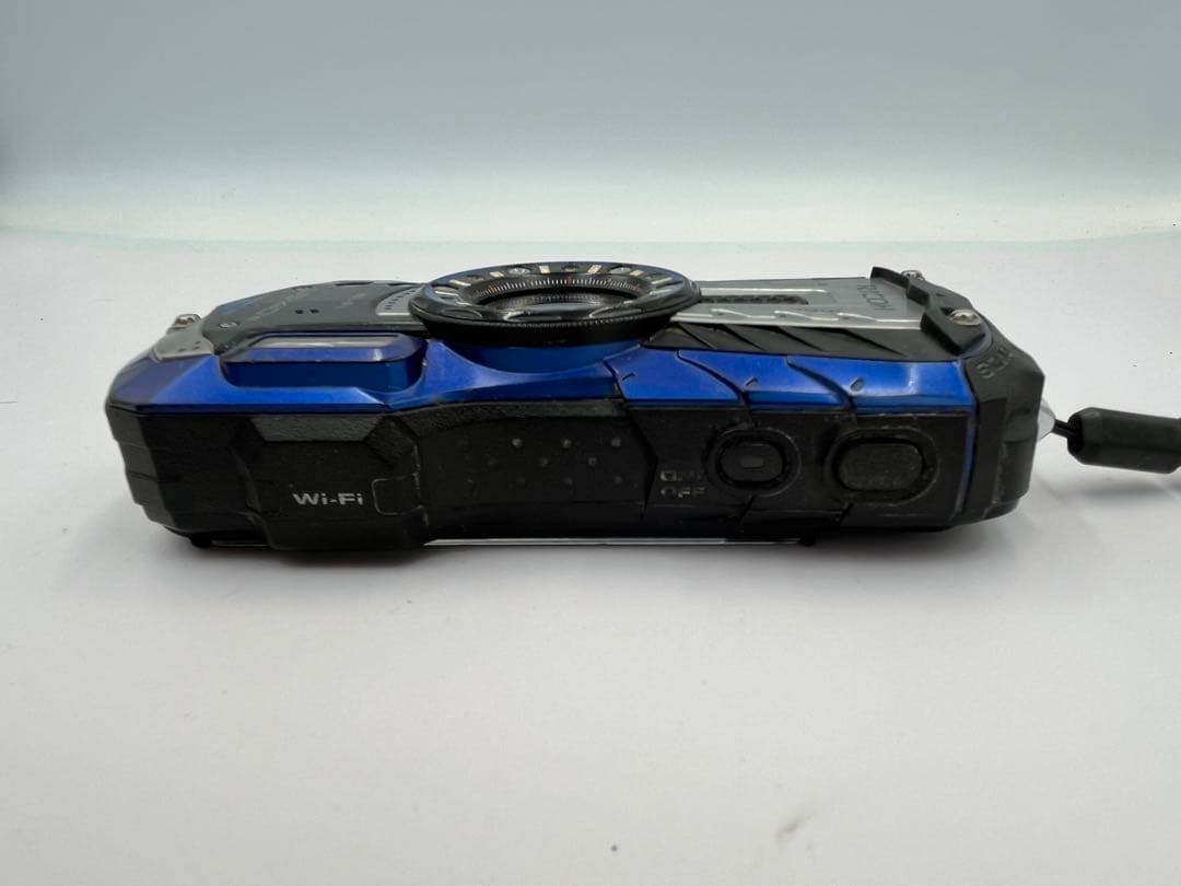 【完動品/返品保証】RICOH WG-40W・防水 デジタルカメラ (ブルー)