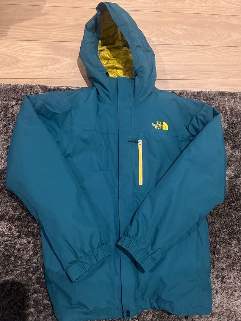 ノースフェイス　スキーウエア　スノーボード