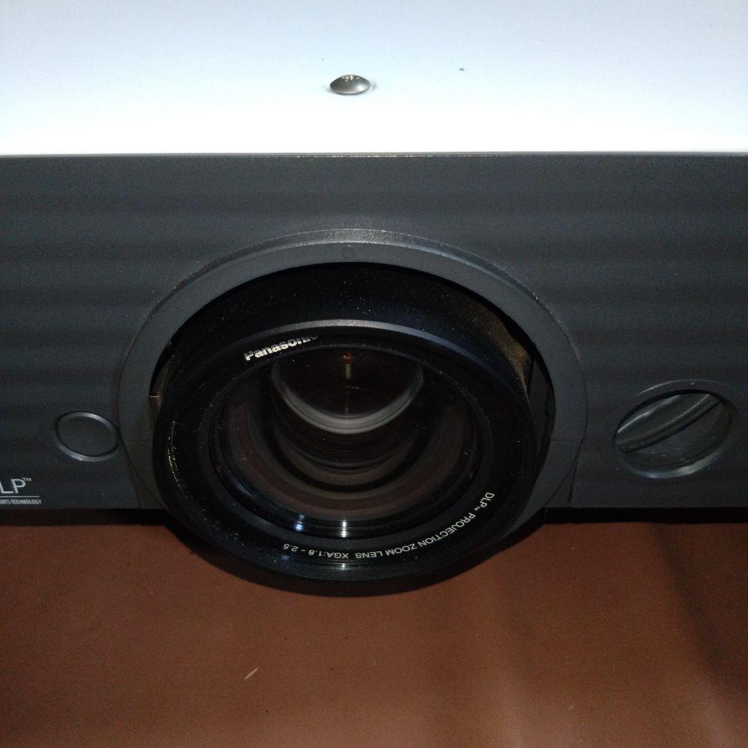 パナソニック　プロジェクター　TH-D5500