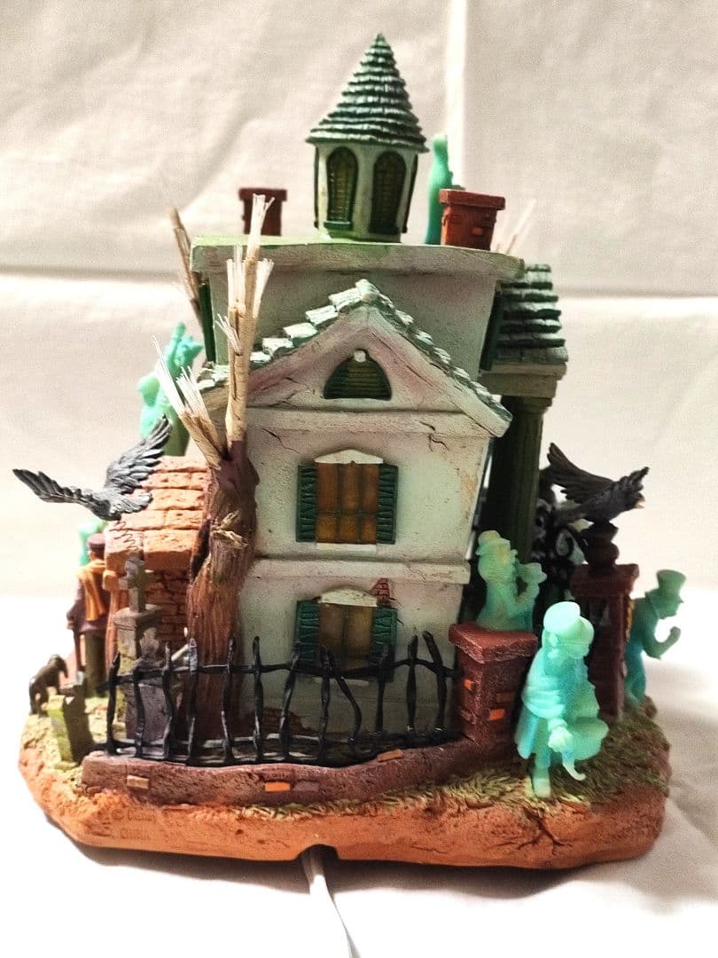 ホーンテッドマンション・ライトアップハウス フィギュア