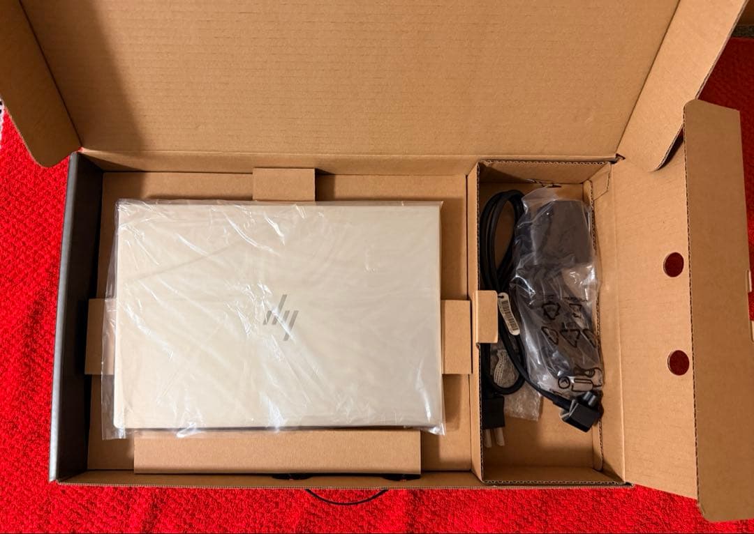 HP ENVY 13-ad129TU シルクゴールド