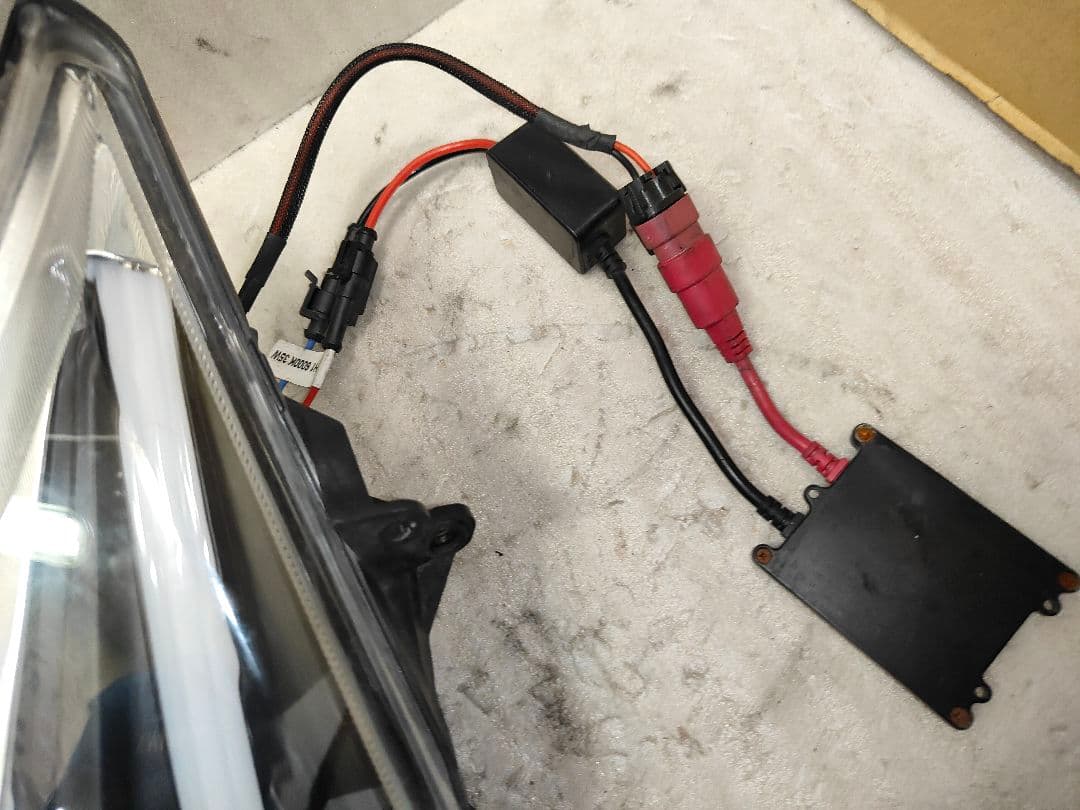 廃盤？SE44J 3型シグナスX スターナイト製？プロジェクターヘッドライト