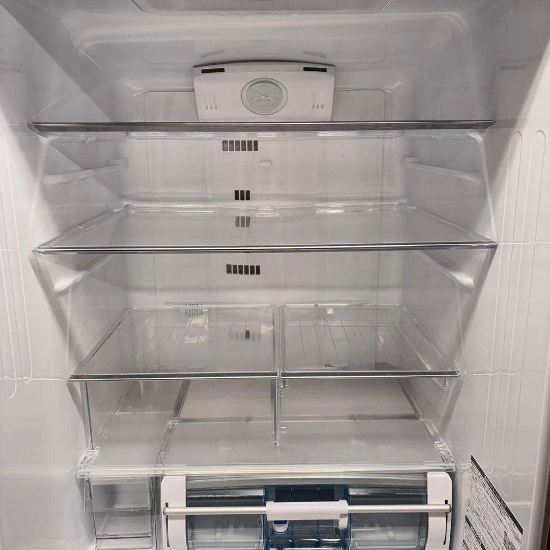 573日立大型冷蔵庫　401L 400L強　小型　家庭用　右開き　自動製氷5ドア