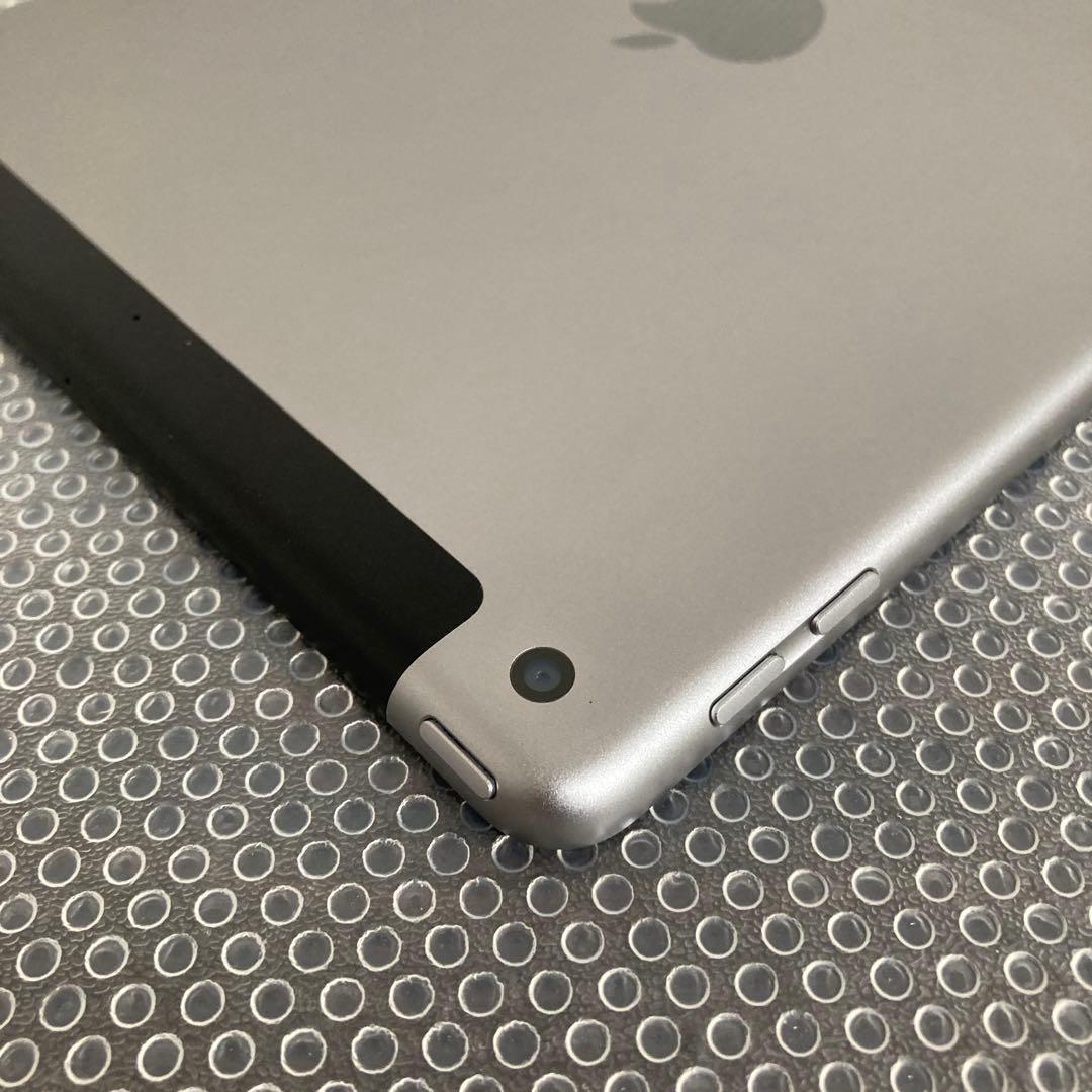 2852【早い者勝ち】美品☆電池最良好☆iPad5第5世代32GB SIMフリー