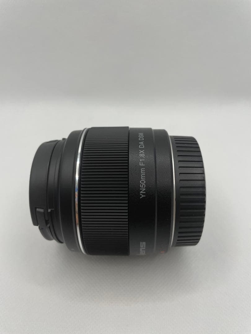 ほぼ新品！一度のみ使いました！YONGNUO 50mmF1.8Xマウントレンズ