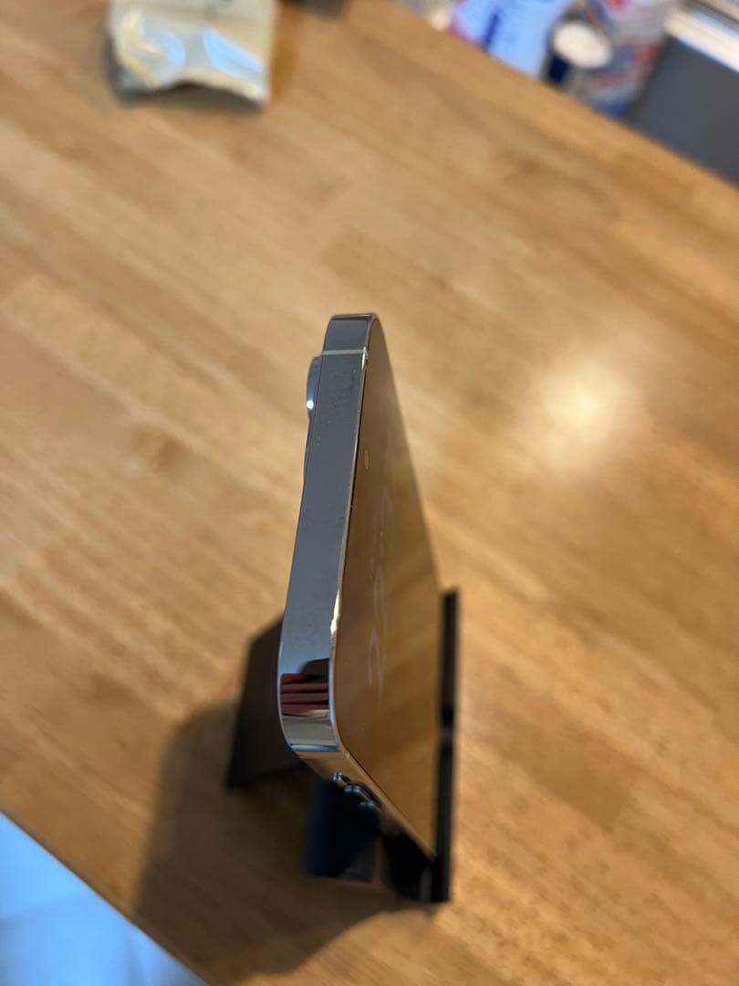 極美品　iPhone14ProMax 中古本体