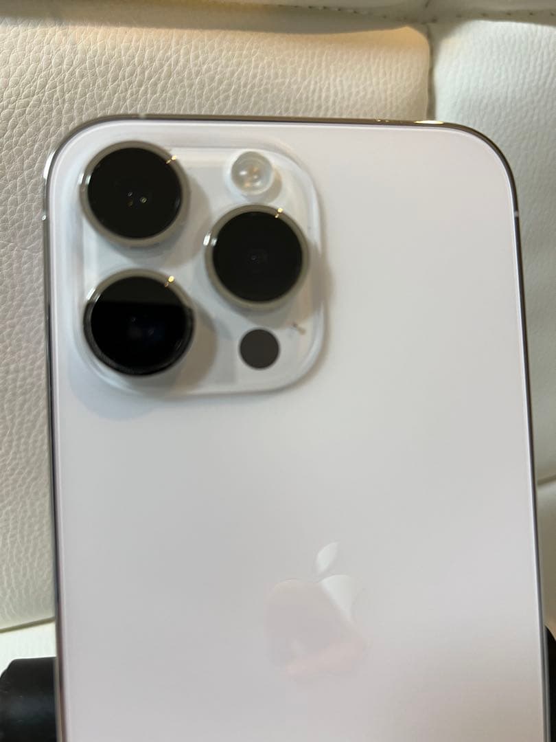 極美品　iPhone14ProMax 中古本体