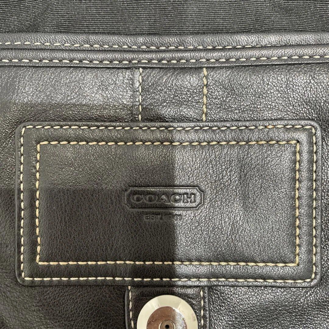 【美品】COACH 黒のレザーショルダーバッグ