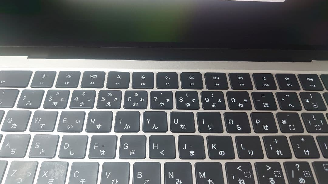 13.6インチMacBook Air 2022 M2 ジャンク品　スターライト