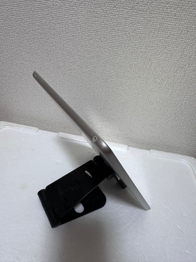 iPad 9.7インチ (第6世代) 32GB WiFi