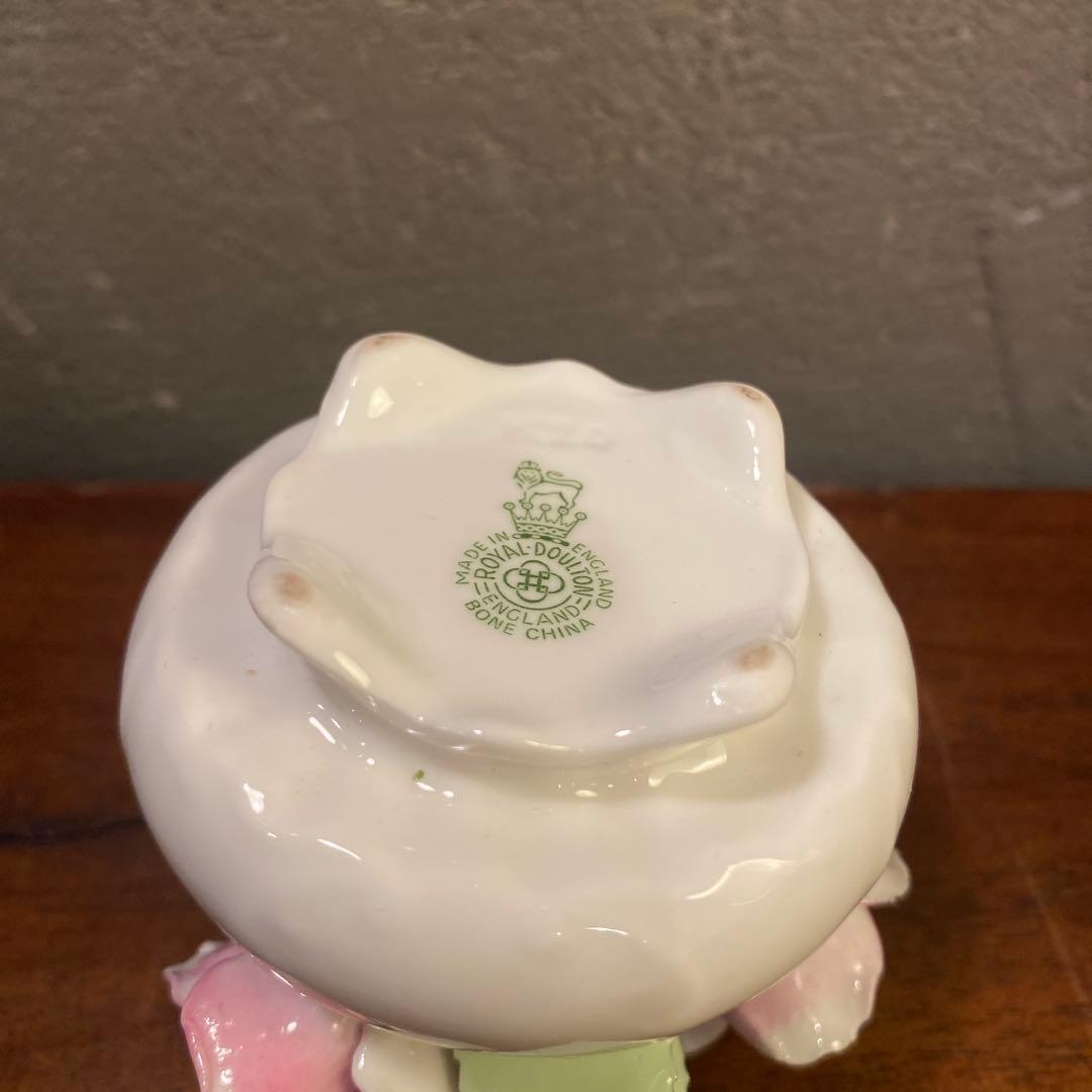 a 英国製 ロイヤルドルトン ヴィンテージ 陶器製バラ 花置物 オブジェ ギフト