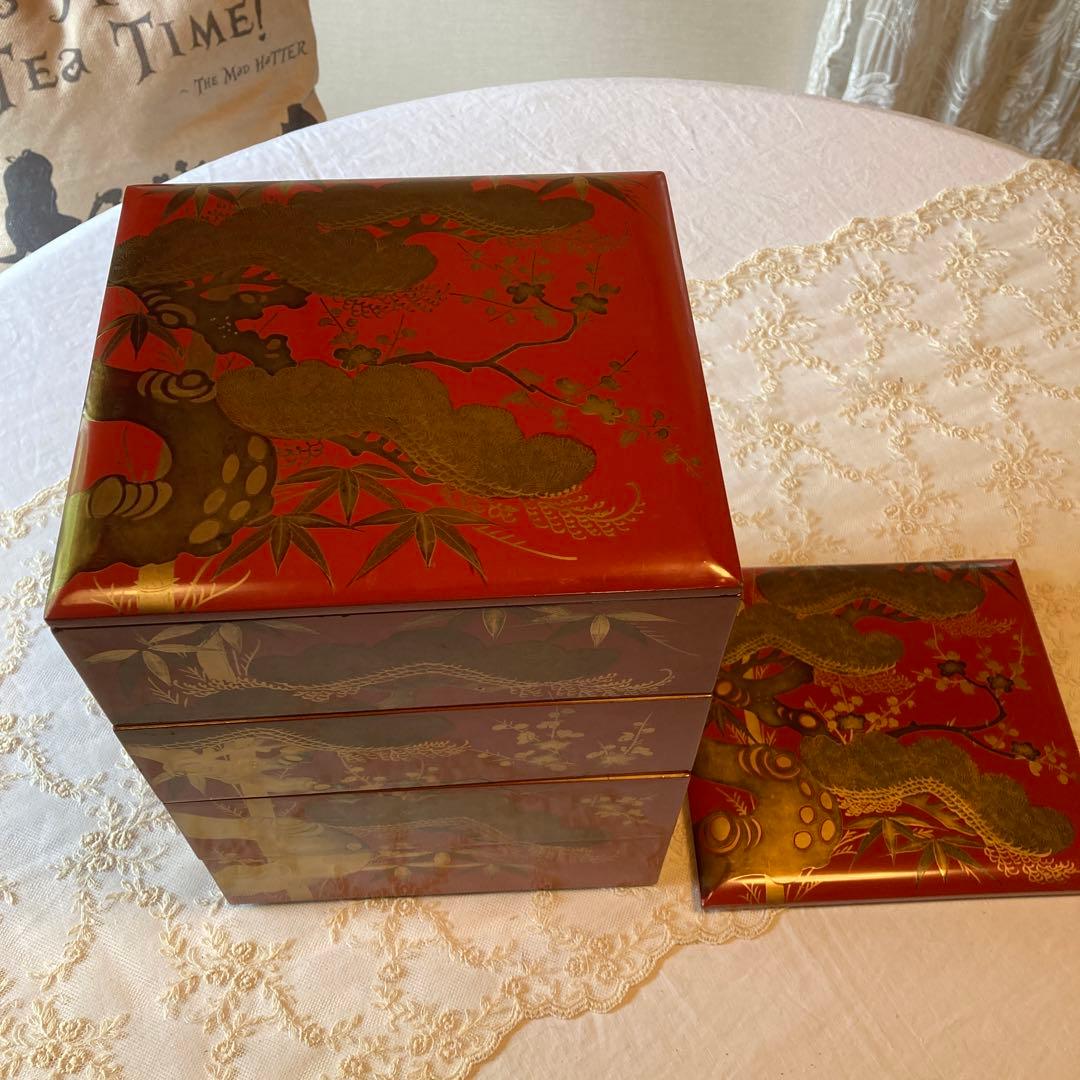 骨董　漆塗り金彩お重箱