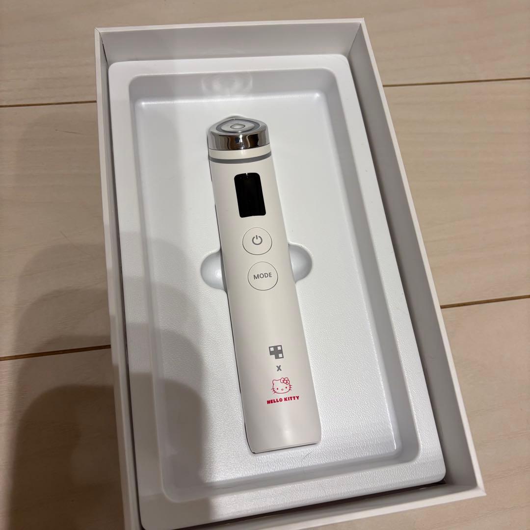 メディキューブ　ブースタープロ　ハローキティデザイン