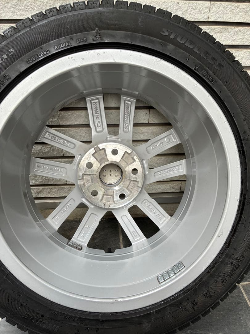 アウディA3純正17インチホイール 23年製ブリザックVRX3スタッドレス計4本