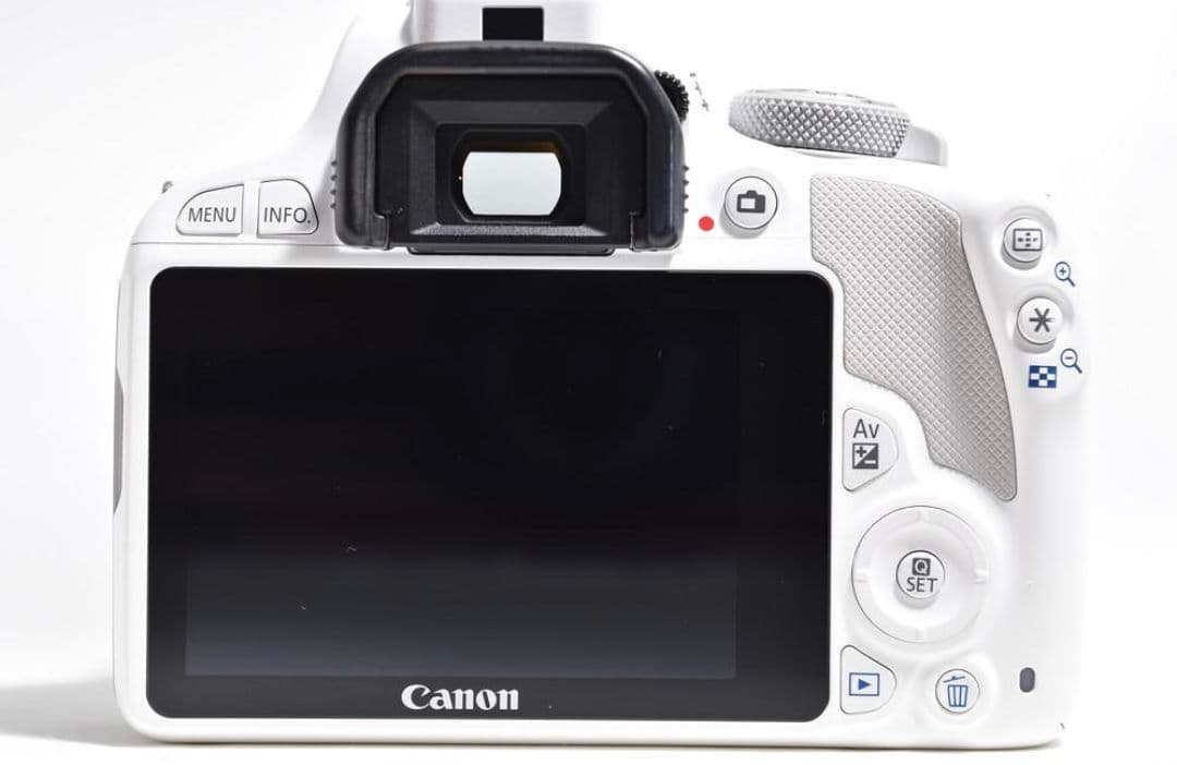 2月2日限定♪【希少ホワイト】Canon EOS Kiss X7