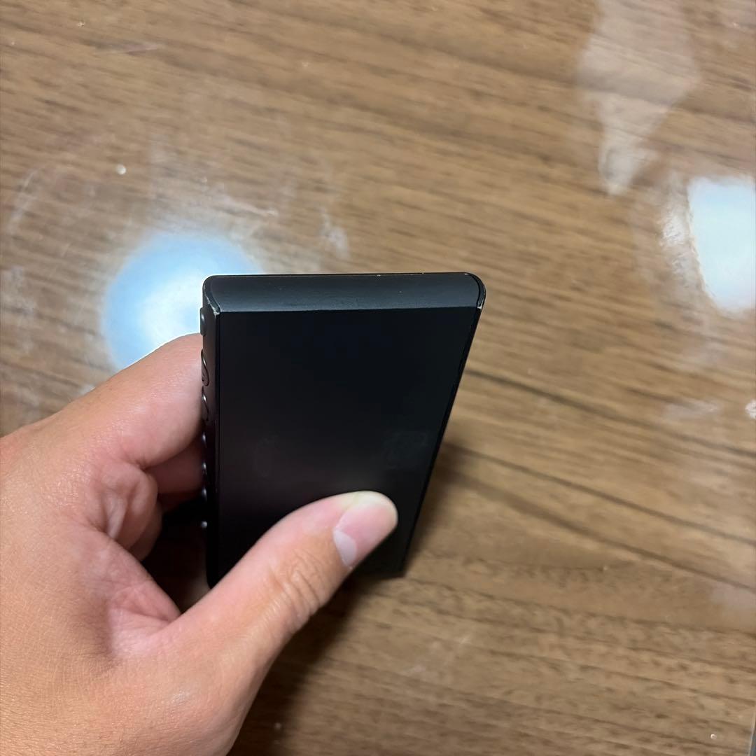 SONY WALKMAN デジタルオーディオプレーヤー　NW-A105