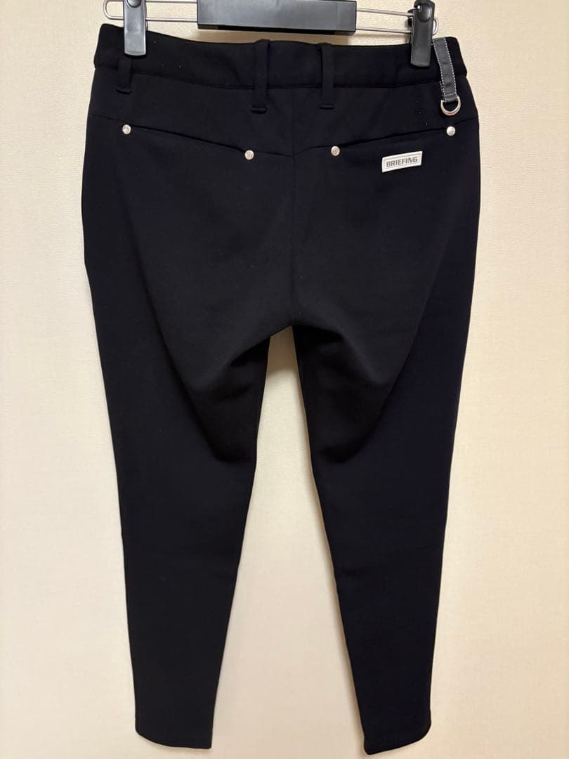 BRIEFING ブラック スリムフィットパンツ