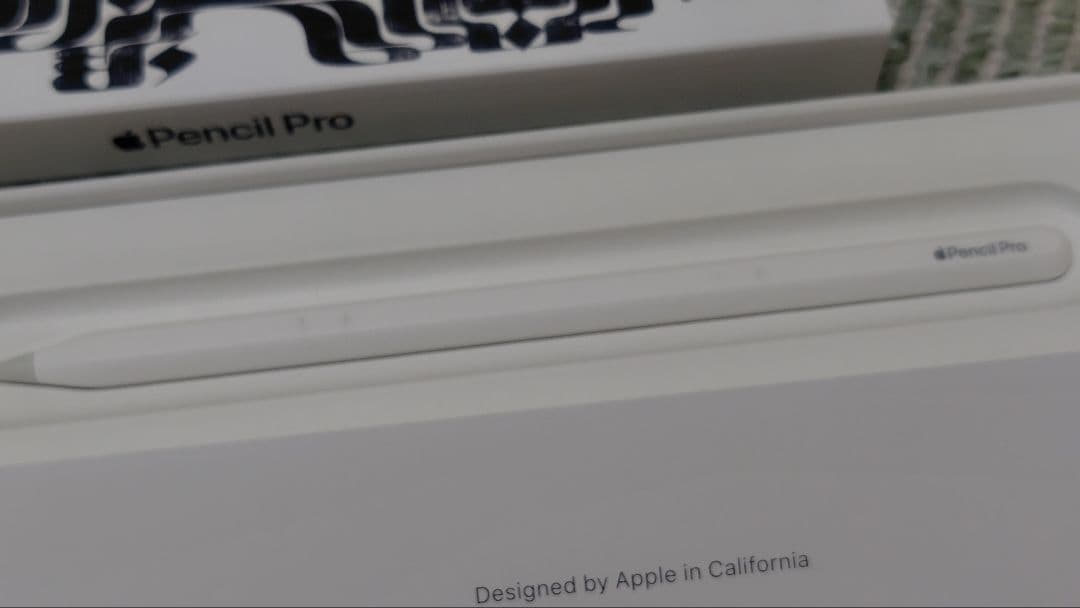 (純正) Apple Pencil Pro ホワイト