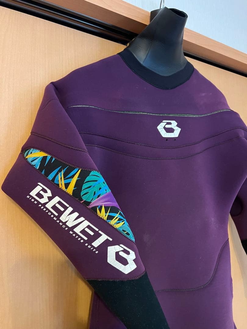BEWET ドライスーツ