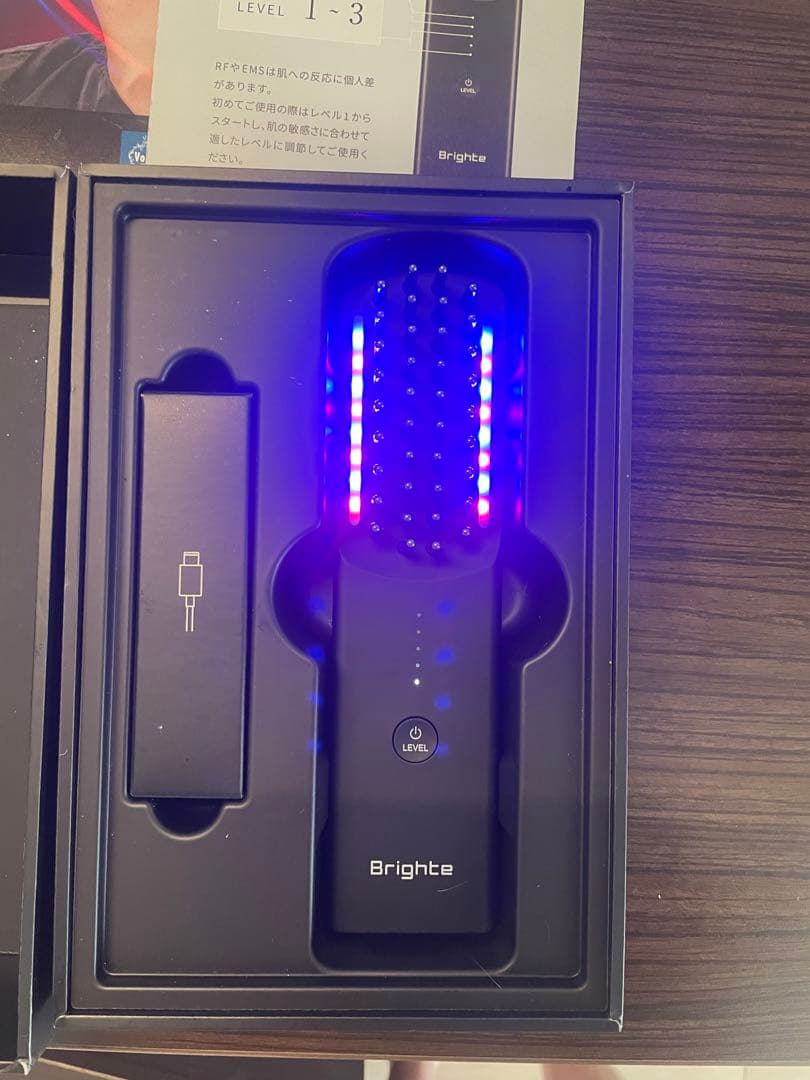 Brighte 美顔器 EMS RF LED