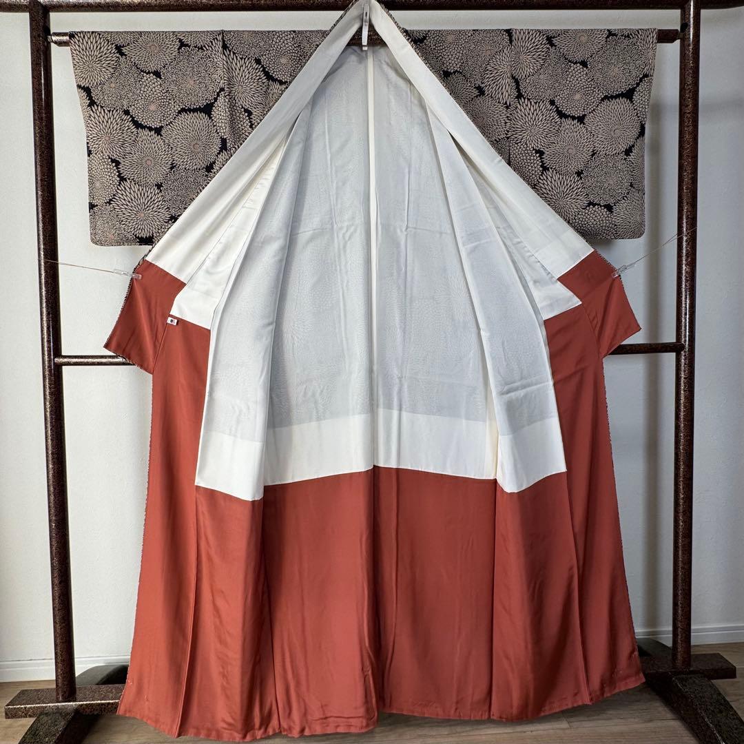 しつけ付き　正絹　小紋　和装　現代　着物　袷　165裄67 黒　縮緬　菊　トール