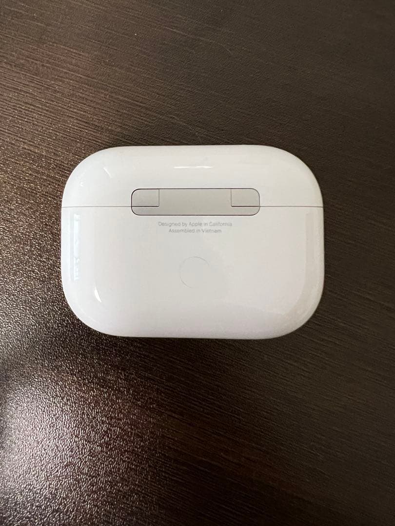 Apple AirPods Pro2（第2世代）Lightning充電タイプ