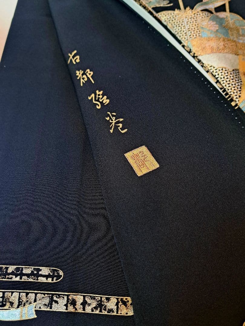 美品❇️豪華黒留袖　作家物螺鈿　古都絵巻 金彩　 比翼仕立て　フルセット