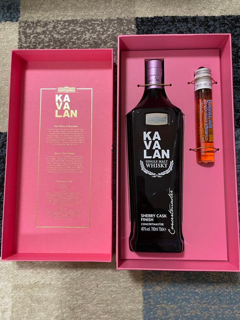 KAVALAN シングルモルトウイスキー シェリーカスクフィニッシュ 700ml