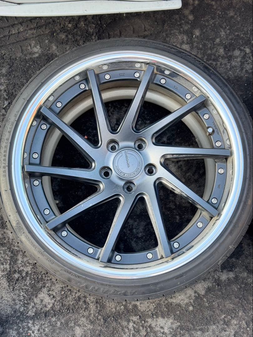 WORK グノーシスCVS 19インチ4本　pcd114.3 バラ売り可能です