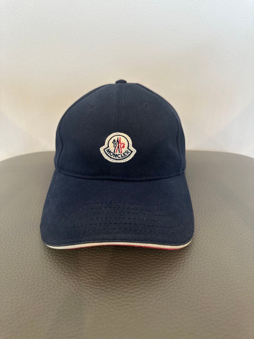 MONCLER ネイビー キャップ