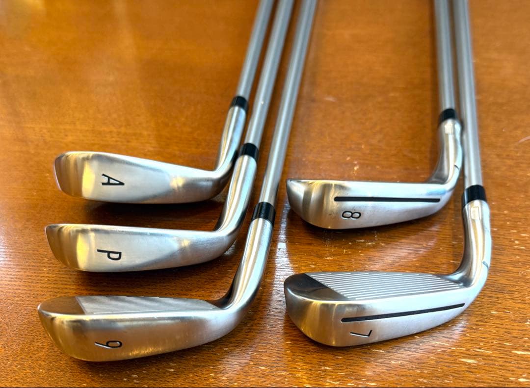 テーラーメイド Qiレディース アイアン(A) #7〜AW (カスタムオーダー)